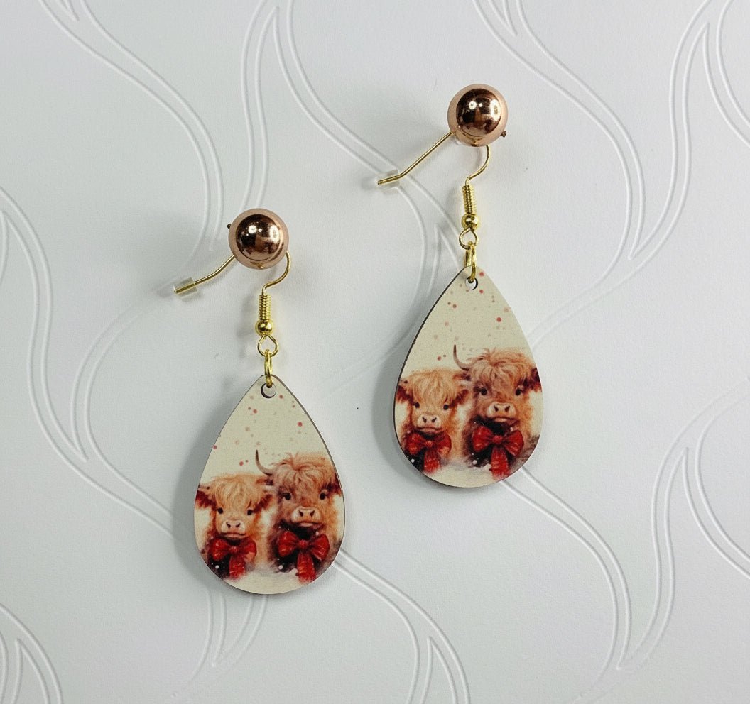 Highland Cow Teardrop Earrings - Panda Williow Studio